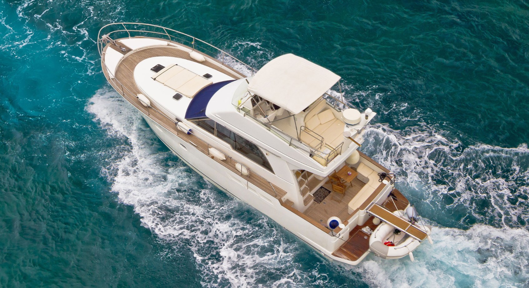 Essential Reupholstering a Boat Guide for Comfort and Longevity